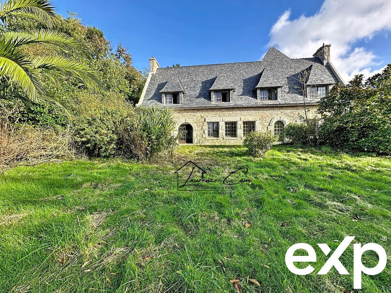 Maison - 404 m² - 12 pièces