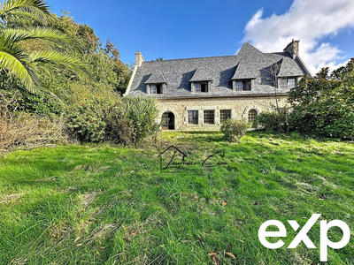 Maison - 404 m² - 12 pièces