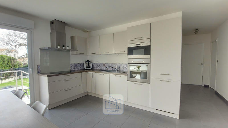 Maison - 86 m² - 4 pièces