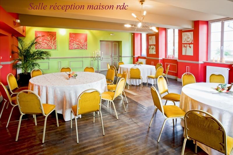 Local d'activité / Entrepôt - 1 051 m² - 12 pièces