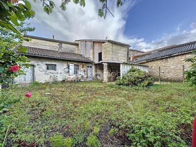 Maison en pierre - 200 m² - 7 pièces