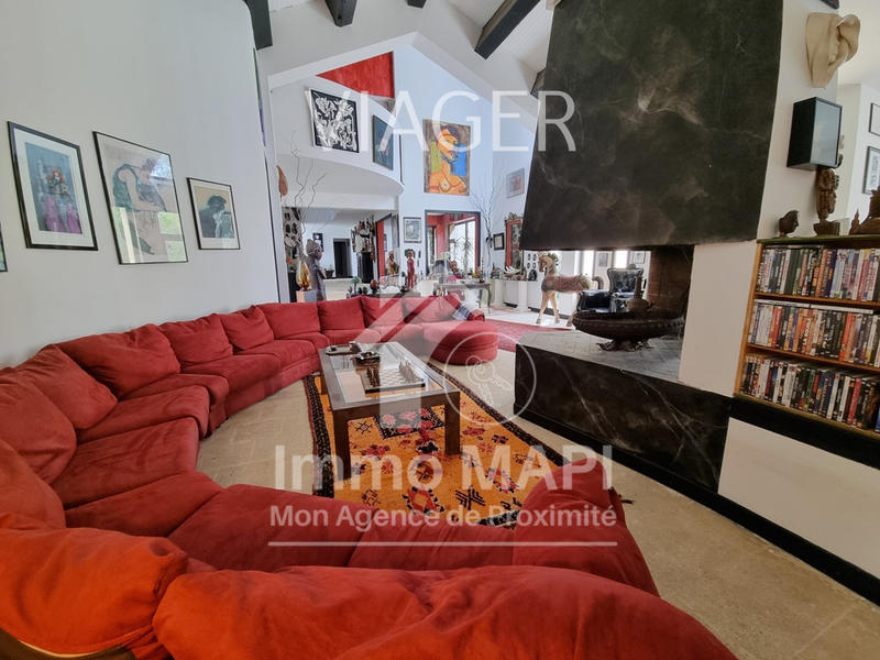 Viager - Maison - 478 m² - 14 pièces