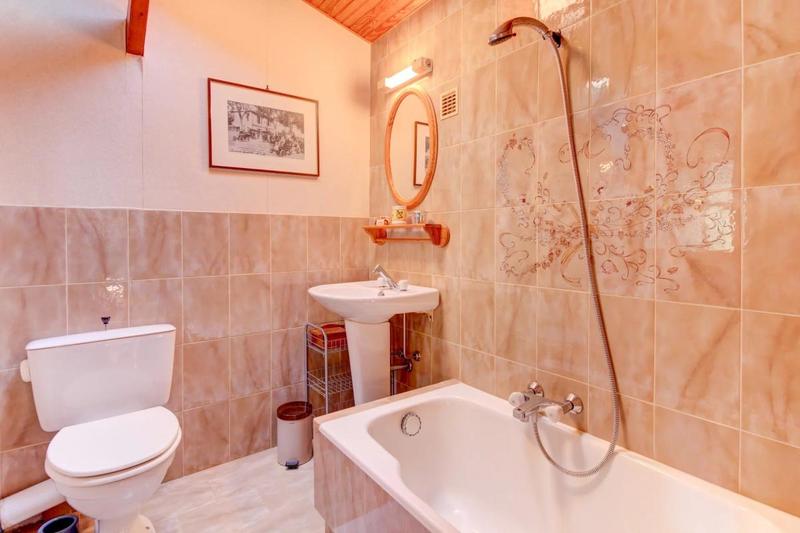 Maison - 185 m² - 7 pièces