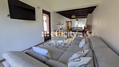 Maison - 85 m² - 5 pièces