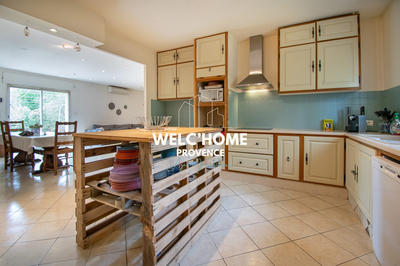 Maison - 152 m² - 7 pièces