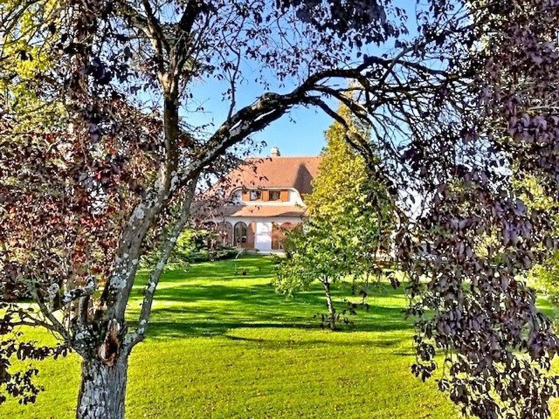 Maison - 317 m² - 10 pièces