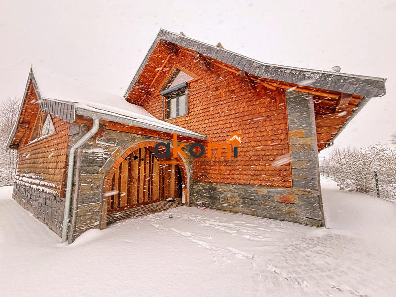 Châlet - 100 m² - 4 pièces