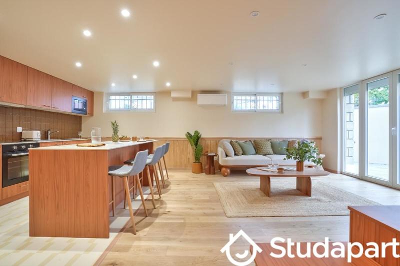 Chambre - 11 m² - 1 pièce