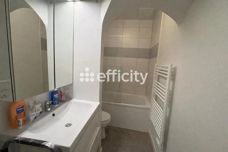 Appartement - 102 m² - 5 pièces