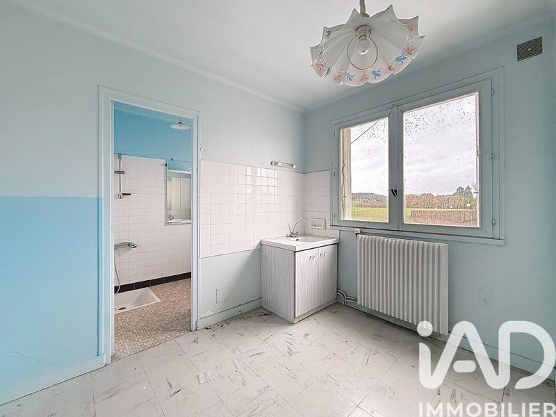 Maison - 194 m² - 8 pièces