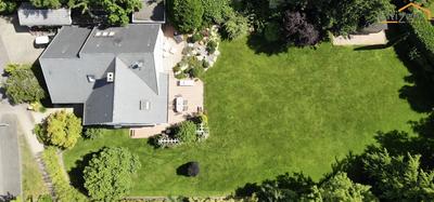 Maison contemporaine - 209 m² - 6 pièces