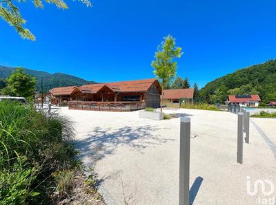 Local commercial - 154 m²