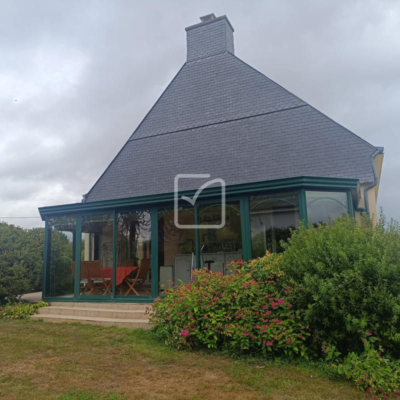 Maison - 180 m² - 7 pièces