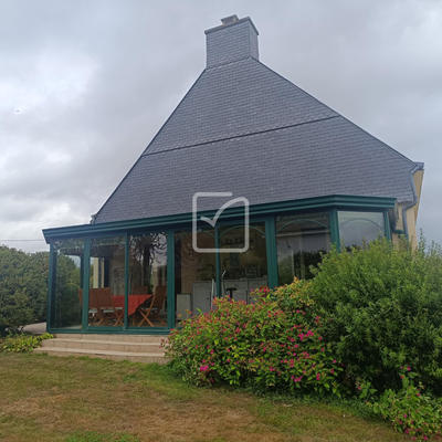 Maison - 180 m² - 7 pièces