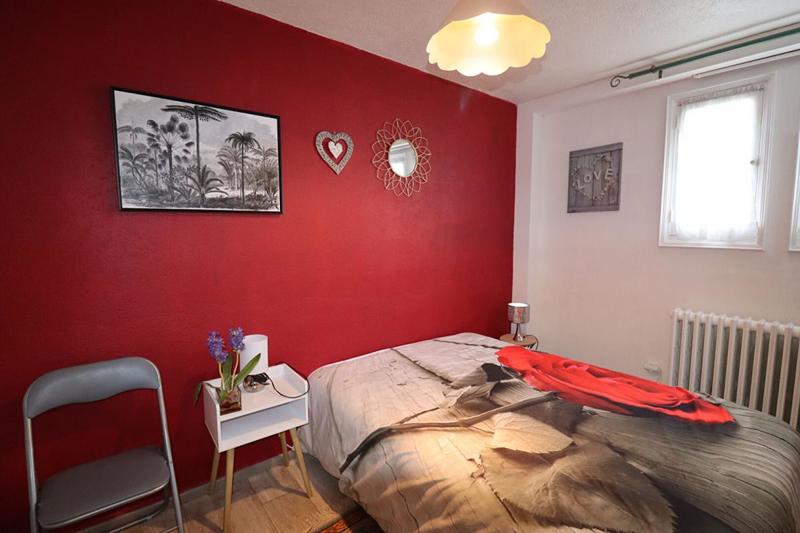 Maison - 230 m² - 11 pièces