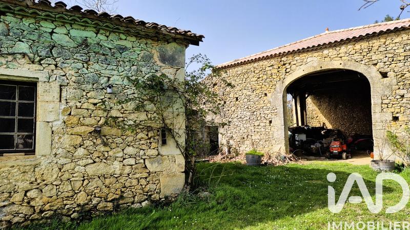 Maison - 282 m² - 8 pièces