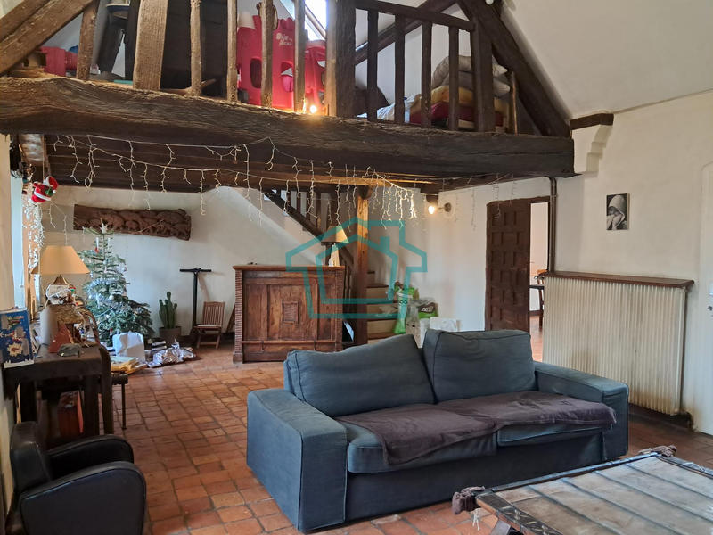 Maison - 140 m² - 6 pièces