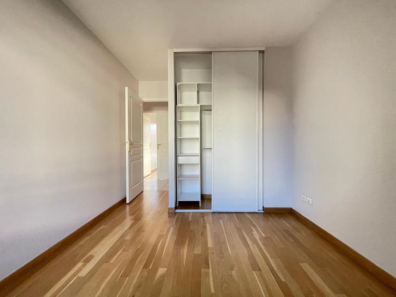 Appartement - 106 m² - 5 pièces