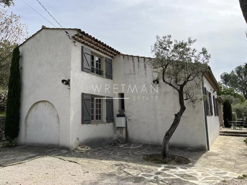 Villa - 180 m² - 6 pièces