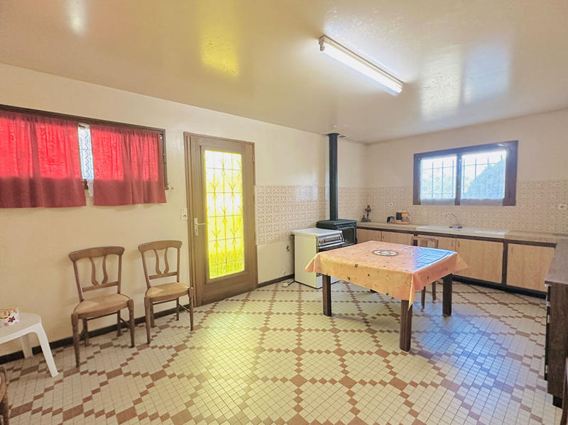 Maison - 169 m² - 8 pièces