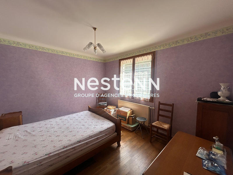 Maison - 142 m² - 8 pièces