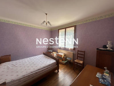 Maison - 142 m² - 8 pièces