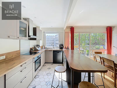 Appartement - 125 m² - 5 pièces