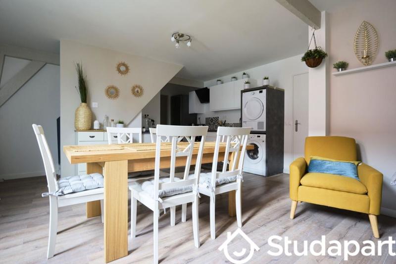 Chambre - 11 m² - 1 pièce