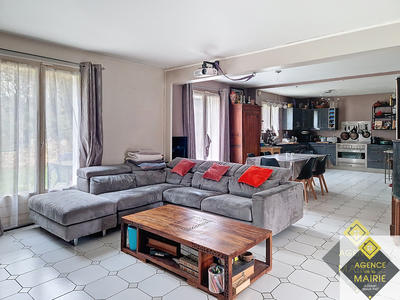 Maison - 132 m² - 6 pièces