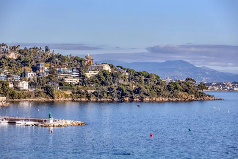 Appartement - 75 m² - 4 pièces