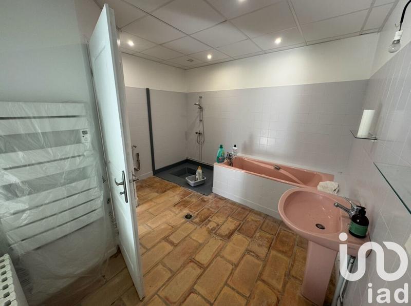 Maison - 280 m² - 11 pièces