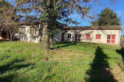 Maison - 314 m² - 13 pièces