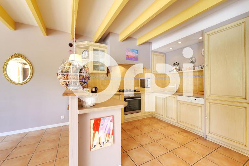 Maison - 161 m² - 6 pièces