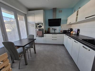 Maison - 117 m² - 6 pièces