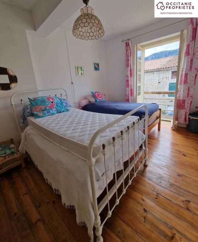 Maison de village - 166 m² - 7 pièces