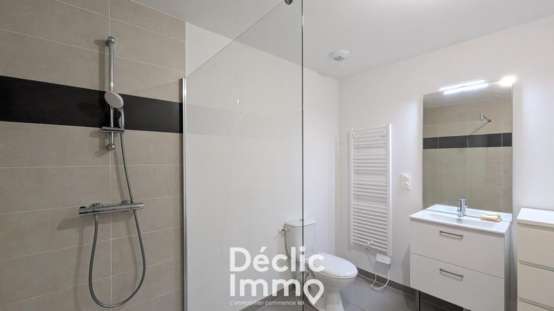 Appartement sur toit - 80 m² - 3 pièces