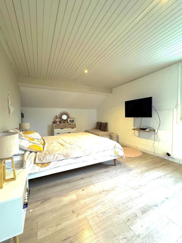 Maison - 175 m² - 8 pièces