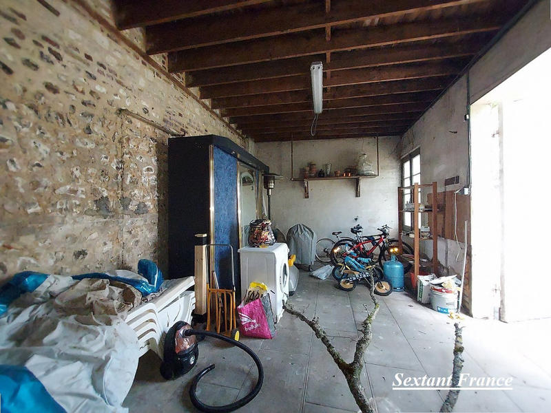 Maison - 209 m² - 7 pièces