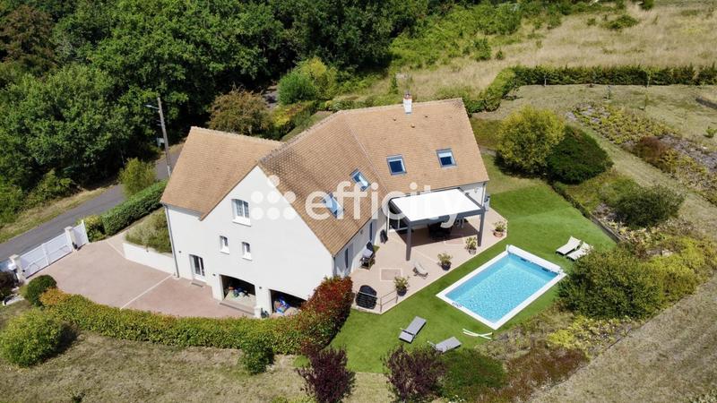 Villa - 290 m² - 9 pièces