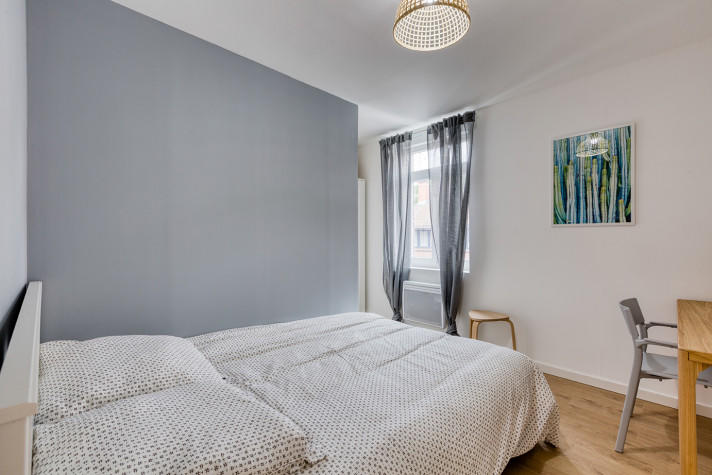 Appartement - 100 m² - 5 pièces