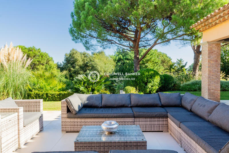 Maison - 320 m² - 6 pièces