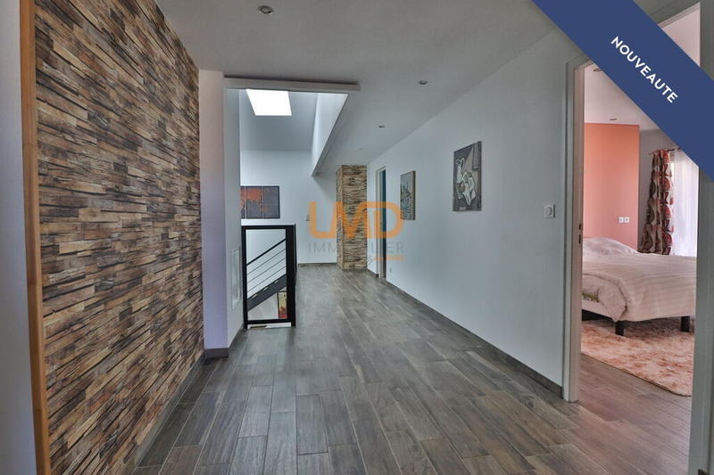 Maison - 160 m² - 5 pièces