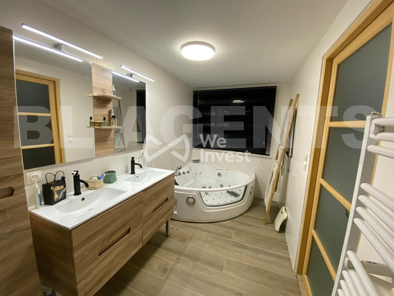 Maison - 170 m² - 6 pièces