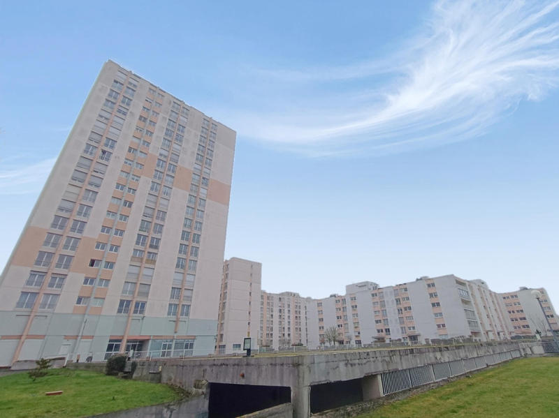 Parking / Garage - 12 m²