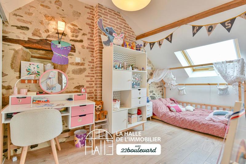 Maison - 93 m² - 5 pièces