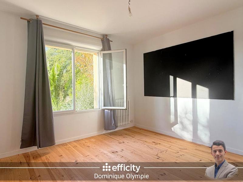 Maison - 170 m² - 8 pièces