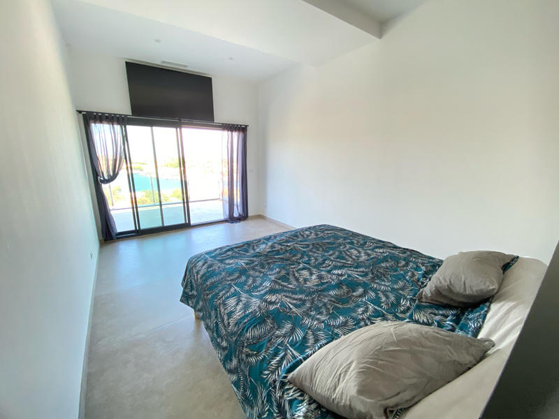 Maison - 230 m² - 5 pièces