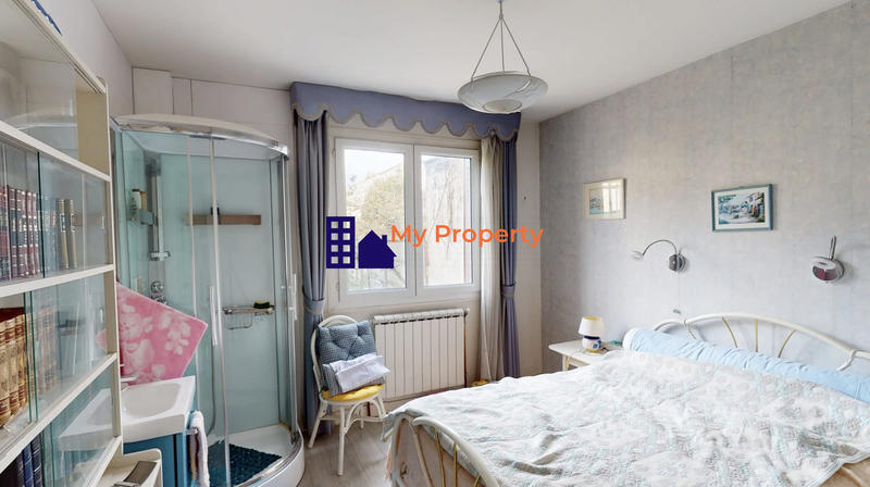 Maison traditionnelle - 88 m² - 5 pièces