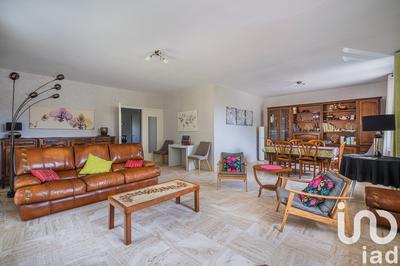 Maison - 181 m² - 8 pièces