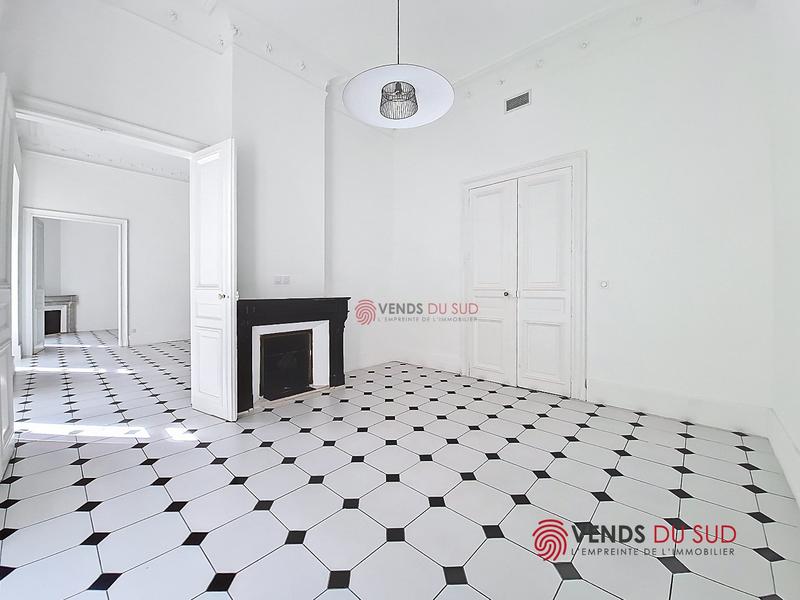 Appartement - 98 m² - 3 pièces